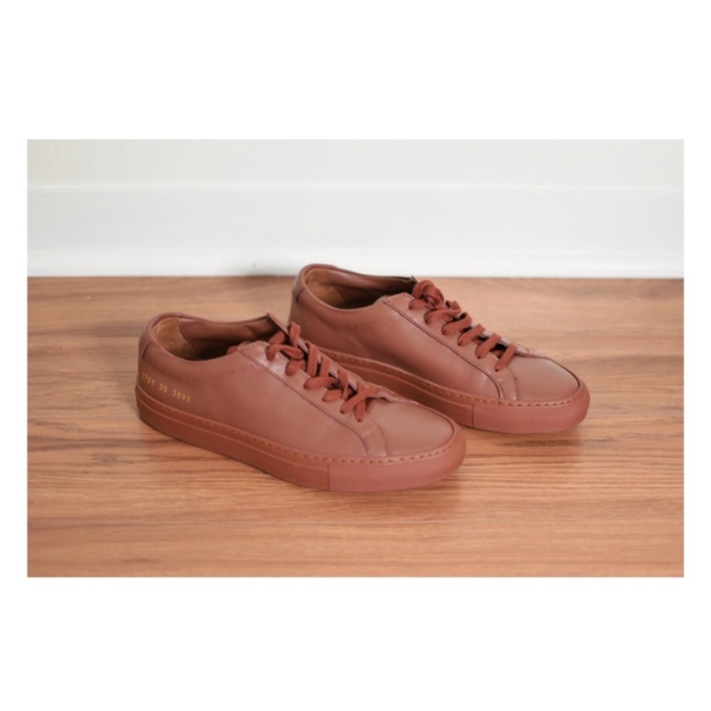 Common Projects Achilles Sneakers View 2